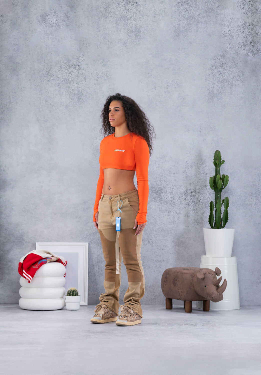 MANDARIN EMBROIDERED CROPTOP