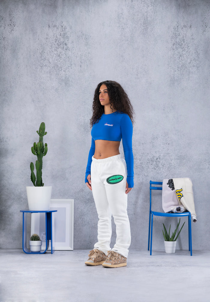 COBALT BLUE EMBROIDERED CROPTOP